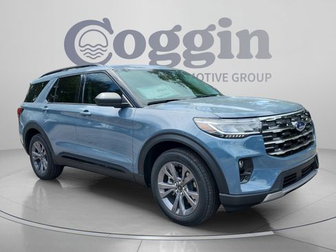 New 2026 Ford Explorer Active w/ Active Comfort Package AWD/4WD image 7