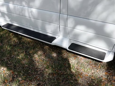 Used 2024 Mercedes-Benz Sprinter 3500 image 28