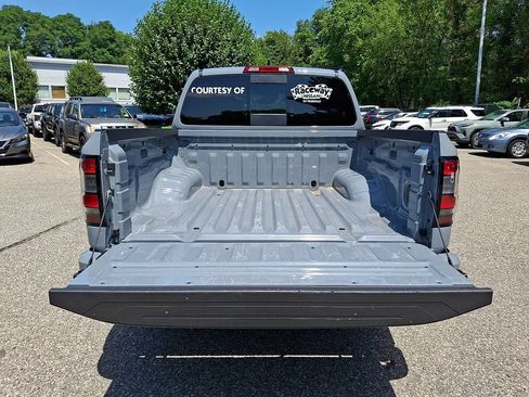 Used 2025 Nissan Frontier PRO-4X AWD/4WD image 30
