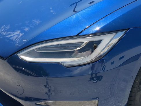 Used 2022 Tesla Model S Plaid AWD/4WD image 6