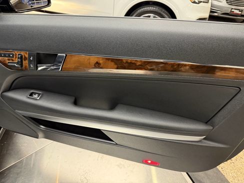 Used 2013 Mercedes-Benz E 350 Cabriolet image 23