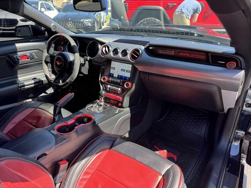 Used 2017 Ford Mustang GT Premium RWD image 42
