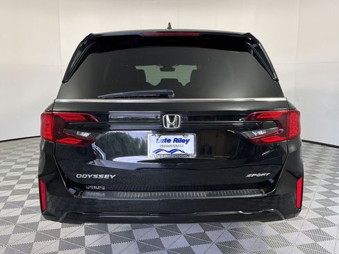 Used 2025 Honda Odyssey Sport-L image 10