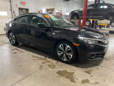 Used 2017 Honda Civic EX-T image 5