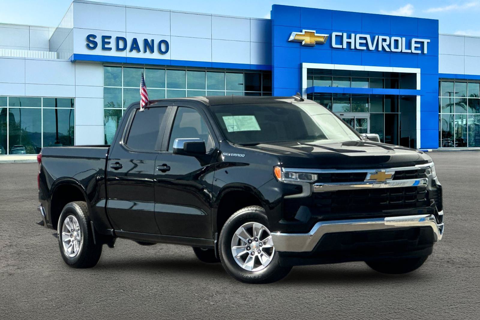 Used 2026 Chevrolet Silverado 1500 LT RWD image 2