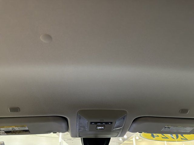 Used 2024 Toyota RAV4 LE AWD/4WD image 26