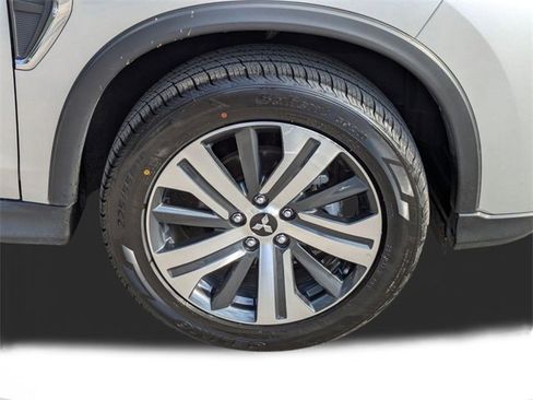 Used 2024 Mitsubishi Outlander Sport AWD image 11