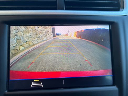 Used 2020 Chevrolet Sonic LT FWD image 21