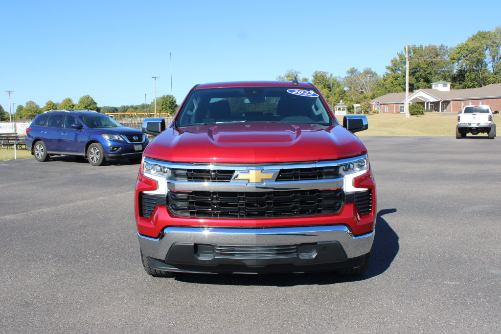 Used 2022 Chevrolet Silverado 1500 LT RWD image 3