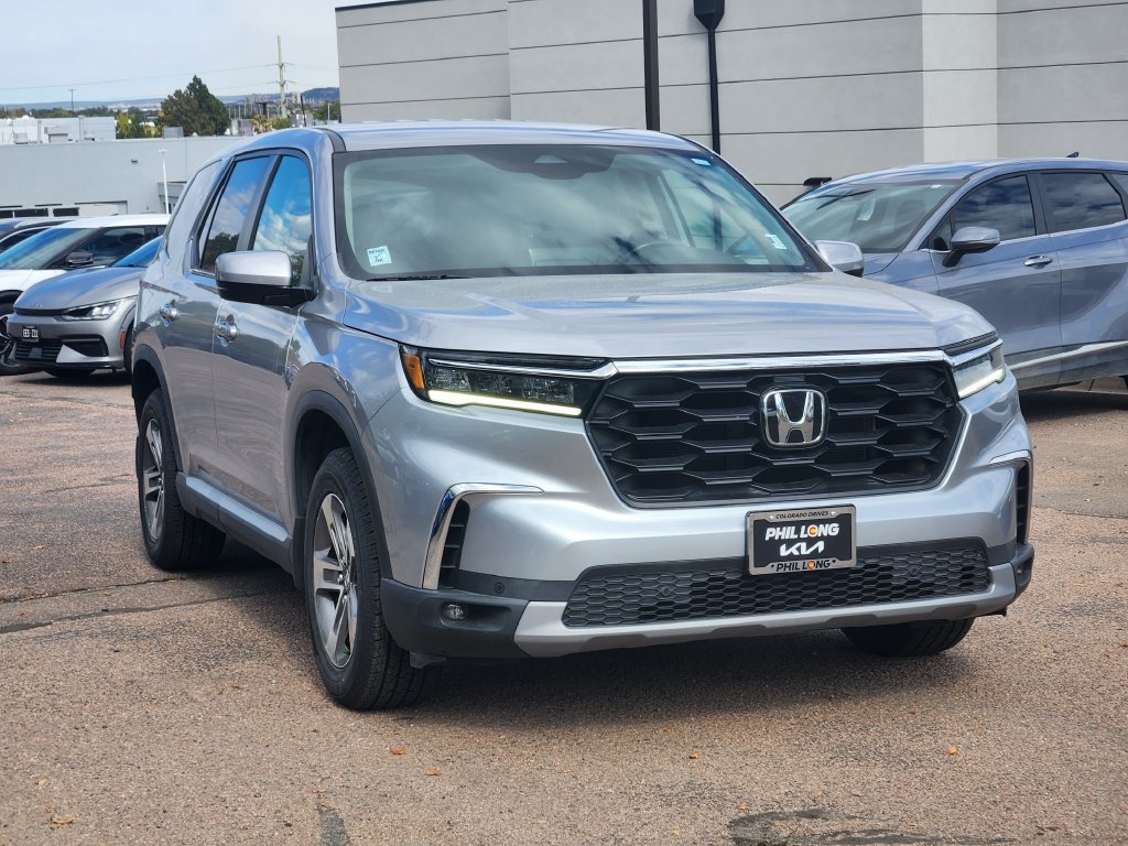 Used 2023 Honda Pilot EX-L image 3