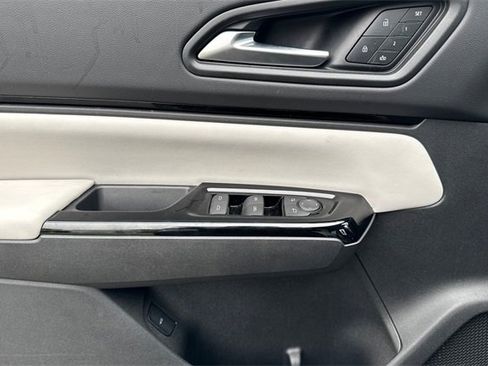 Certified 2024 Honda Prologue Touring image 12