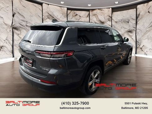 Used 2022 Jeep Grand Cherokee L Limited AWD/4WD image 4