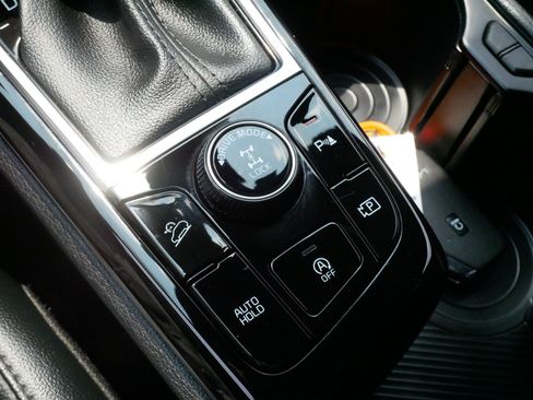 Used 2024 Kia Sportage X-Line w/ X-Line Premium Package AWD/4WD image 25