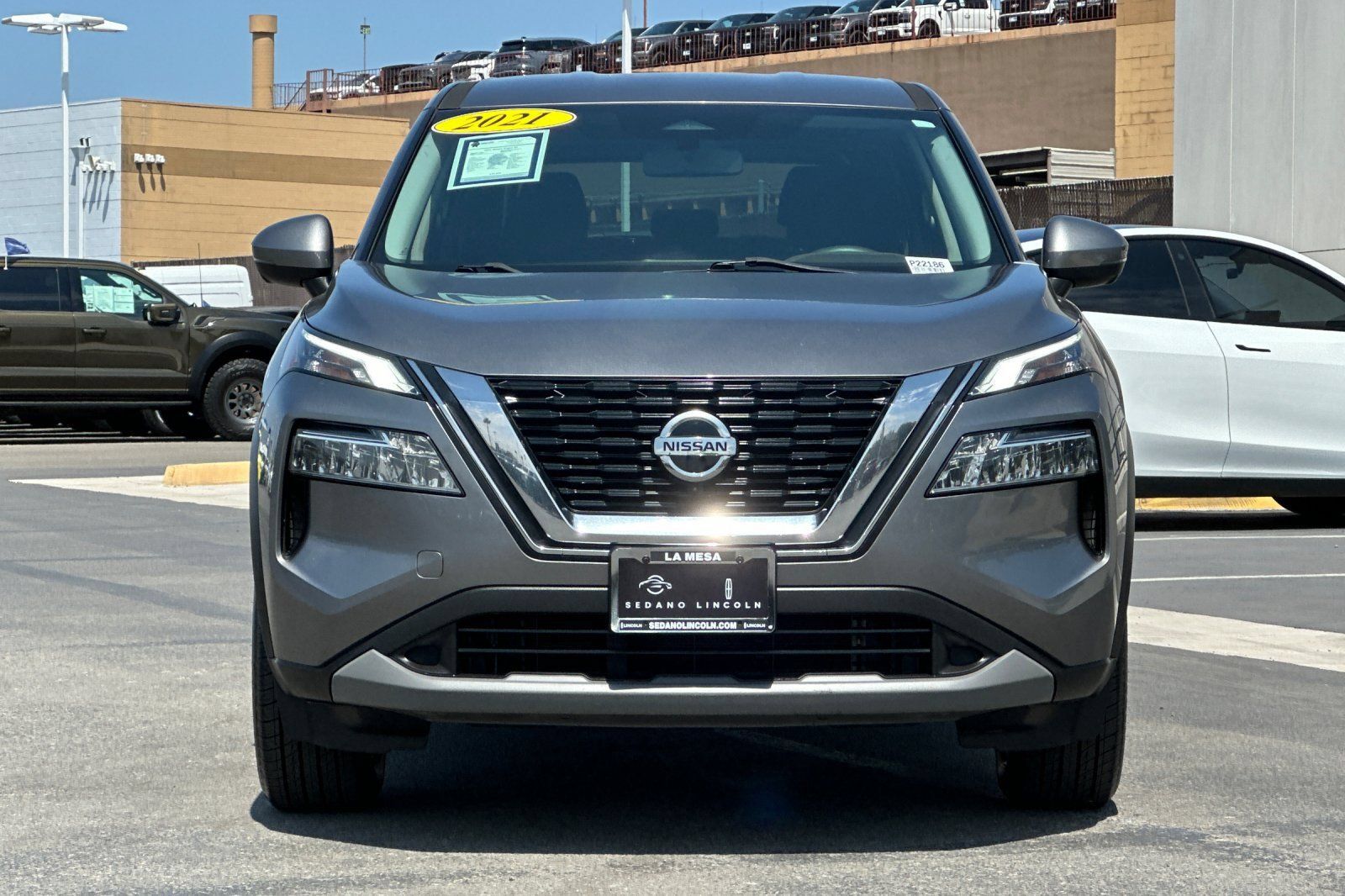 Used 2021 Nissan Rogue SV AWD/4WD image 8