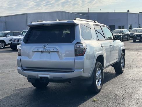 Used 2019 Toyota 4Runner SR5 image 7