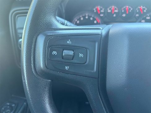 Used 2020 Chevrolet Silverado 1500 Custom w/ Custom Value Package image 22