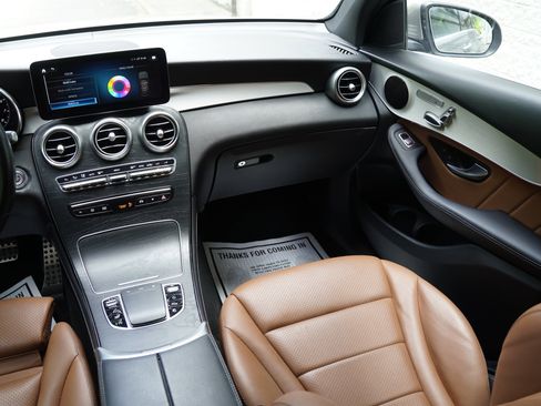 Used 2021 Mercedes-Benz GLC 300 w/ AMG Line image 25