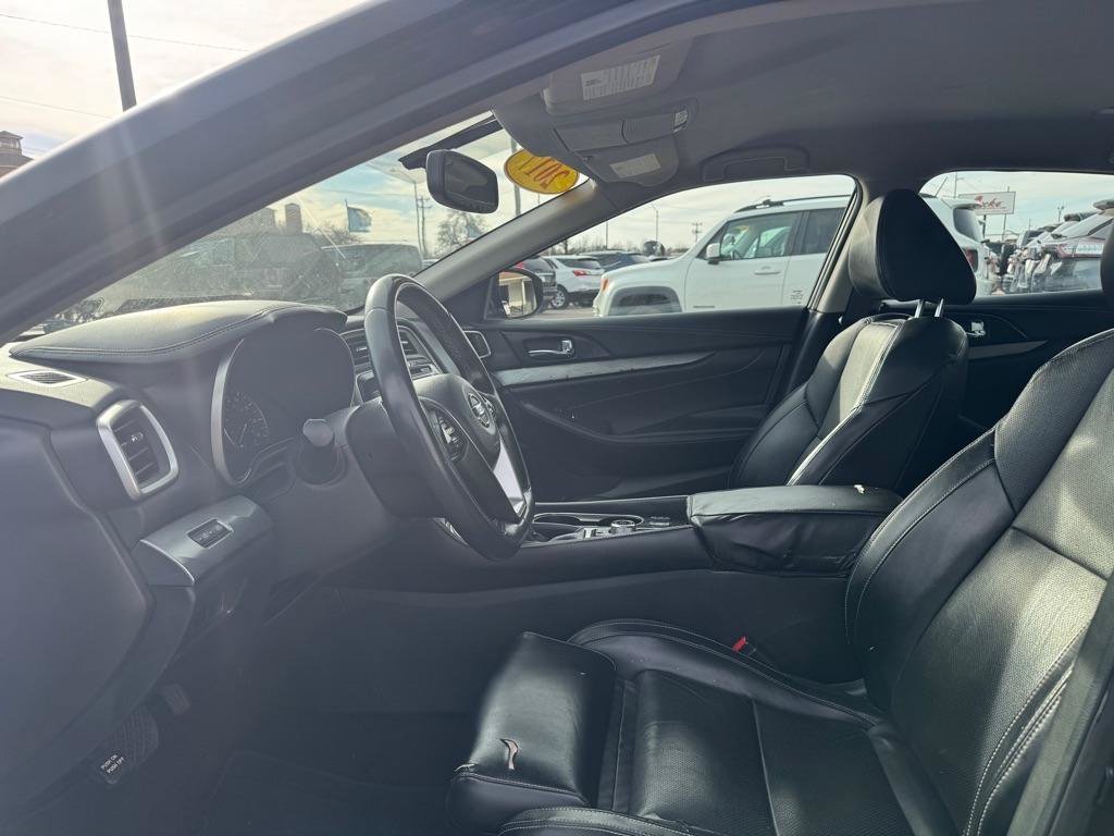 Used 2017 Nissan Maxima 3.5 SV FWD image 9
