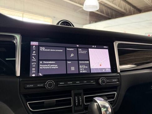 Used 2019 Porsche Macan S AWD/4WD image 26