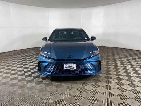 Used 2025 Toyota Camry XSE image 10