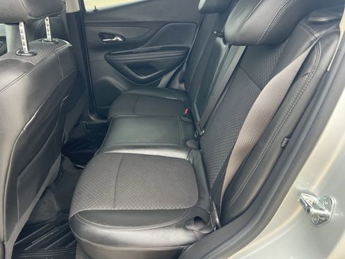 Used 2022 Buick Encore Preferred w/ Safety Package image 16