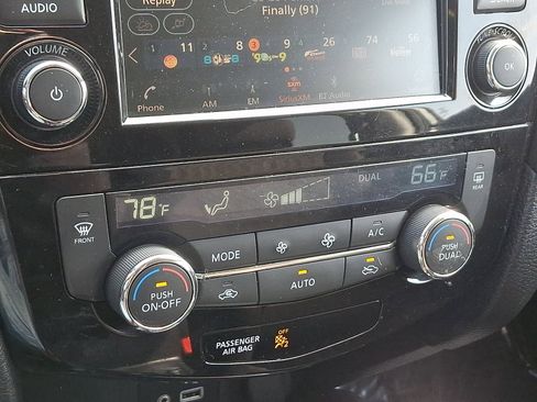 Certified 2020 Nissan Rogue SV image 15