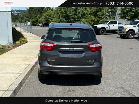 Used 2015 Ford C-MAX SE w/ Equipment Group 203A FWD image 5