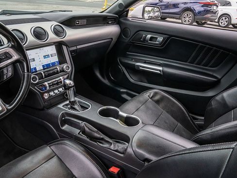 Used 2020 Ford Mustang GT Premium RWD image 13