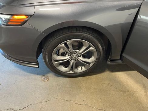Used 2024 Honda Accord EX image 30