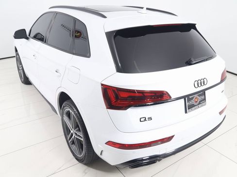 Used 2024 Audi Q5 e Premium Plus image 25