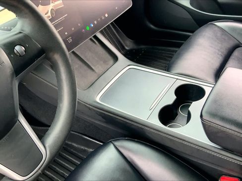 Used 2023 Tesla Model 3 Standard Range RWD image 15