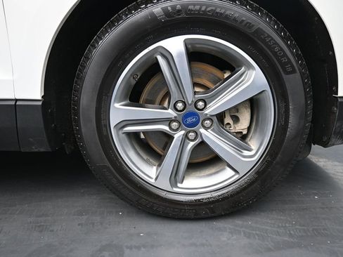 Used 2020 Ford Edge SEL w/ Convenience Package AWD/4WD image 10