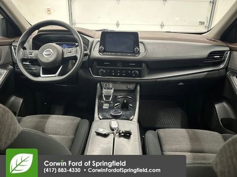 Used 2021 Nissan Rogue S image 19