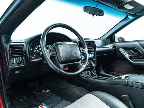 Used 2002 Chevrolet Camaro Z28 w/ SS Performance/Appearance Pkg image 23