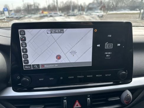 Certified 2024 Kia Forte GT-Line image 15