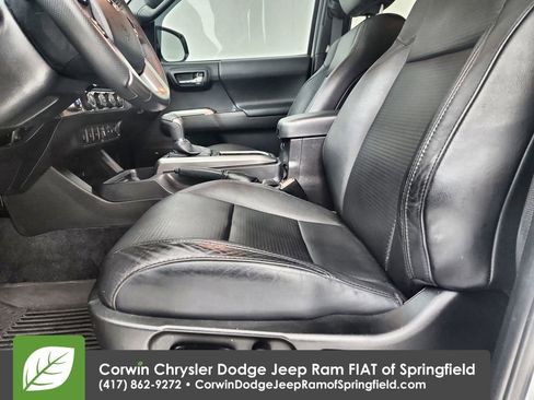 Used 2023 Toyota Tacoma Limited image 19