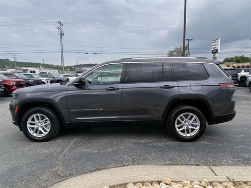 Used 2023 Jeep Grand Cherokee L Laredo image 6