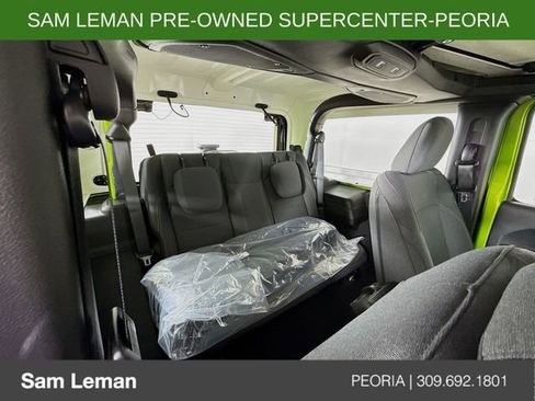 Used 2025 Jeep Wrangler Sport image 24