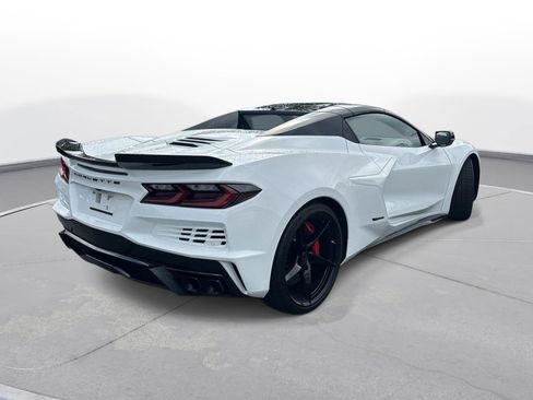 Used 2025 Chevrolet Corvette E-Ray AWD/4WD image 6