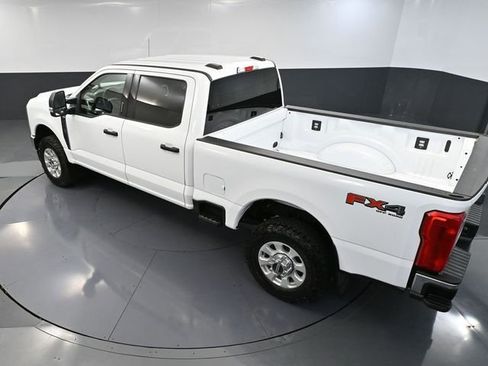 Used 2024 Ford F250 XLT w/ FX4 Off-Road Package image 55