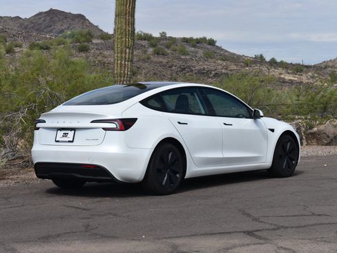 Used 2024 Tesla Model 3 Long Range AWD/4WD image 8