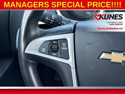 Used 2017 Chevrolet Equinox Premier w/ Enhanced Convenience Package AWD/4WD image 37