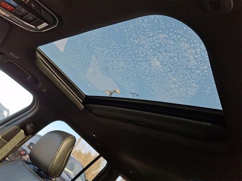 New 2026 Jeep Grand Cherokee Laredo image 7