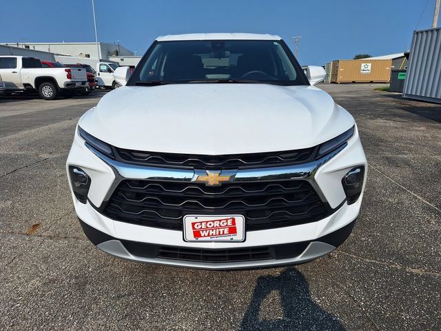 Used 2025 Chevrolet Blazer LT AWD/4WD image 9
