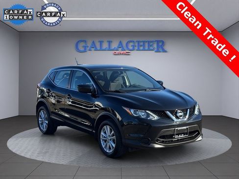 Used 2018 Nissan Rogue Sport S w/ S Appearance Package image 1