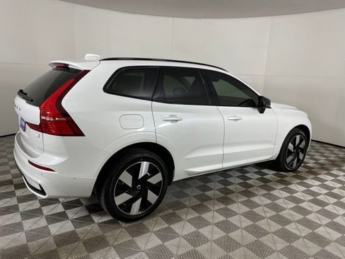 Certified 2024 Volvo XC60 T8 Plus w/ Protection Package Premier AWD/4WD image 12