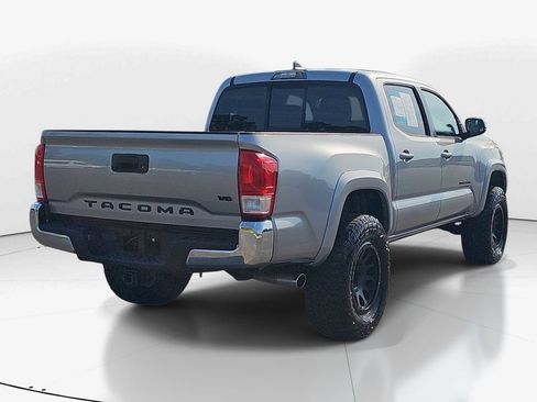 Used 2016 Toyota Tacoma SR5 w/ SR5 Appearance Package (SN) RWD image 6