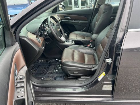 Used 2015 Chevrolet Cruze LTZ w/ Sun, Sound and Sport Package FWD image 19