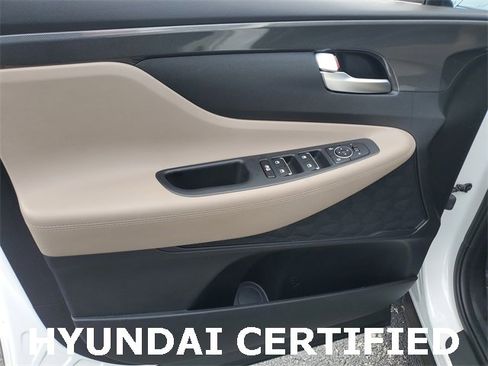 Certified 2023 Hyundai Santa Fe SE image 9