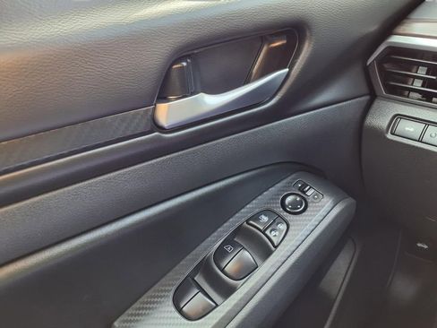 Certified 2025 Nissan Altima 2.5 SV FWD image 18